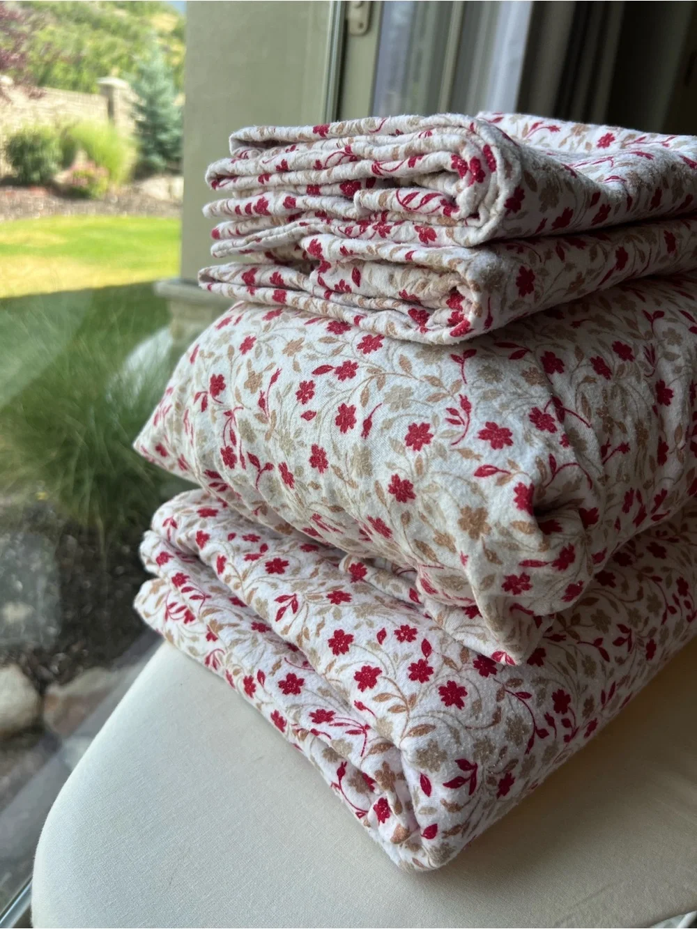 Martha Stewart Flannel Queen Sheet Set 4pc Ditsy Floral Red Flower Warm Cozy